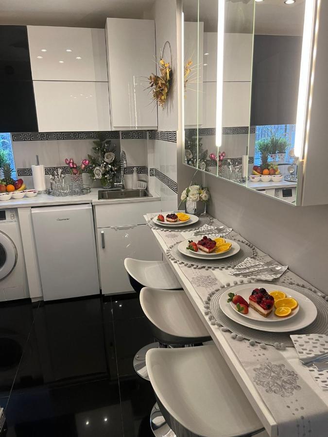 Apartment Luxe Free Wifi, Free Parking, Free Netflix Friern Barnet Екстер'єр фото