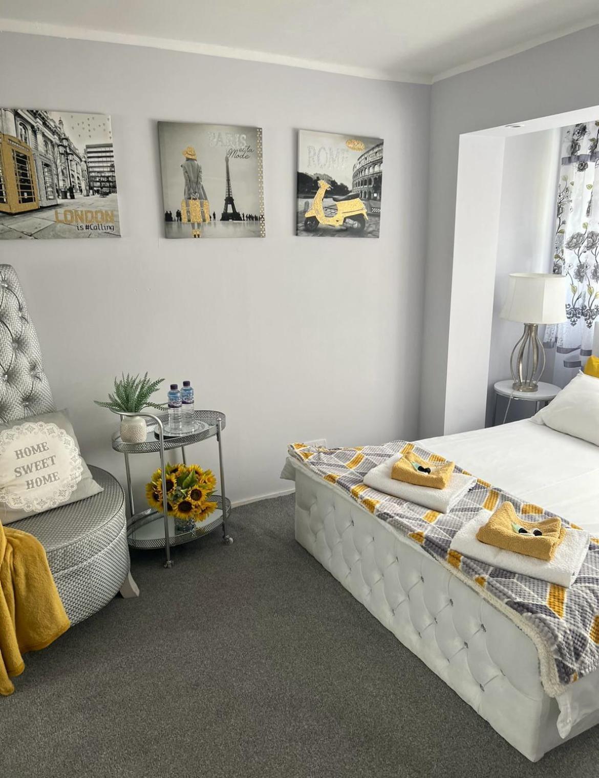 Apartment Luxe Free Wifi, Free Parking, Free Netflix Friern Barnet Екстер'єр фото